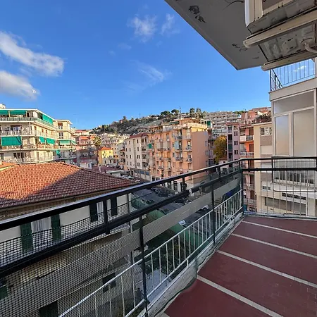 Casa Arcobaleno Σαν Ρέμο